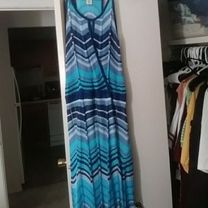 Long floor-length Arden B dress